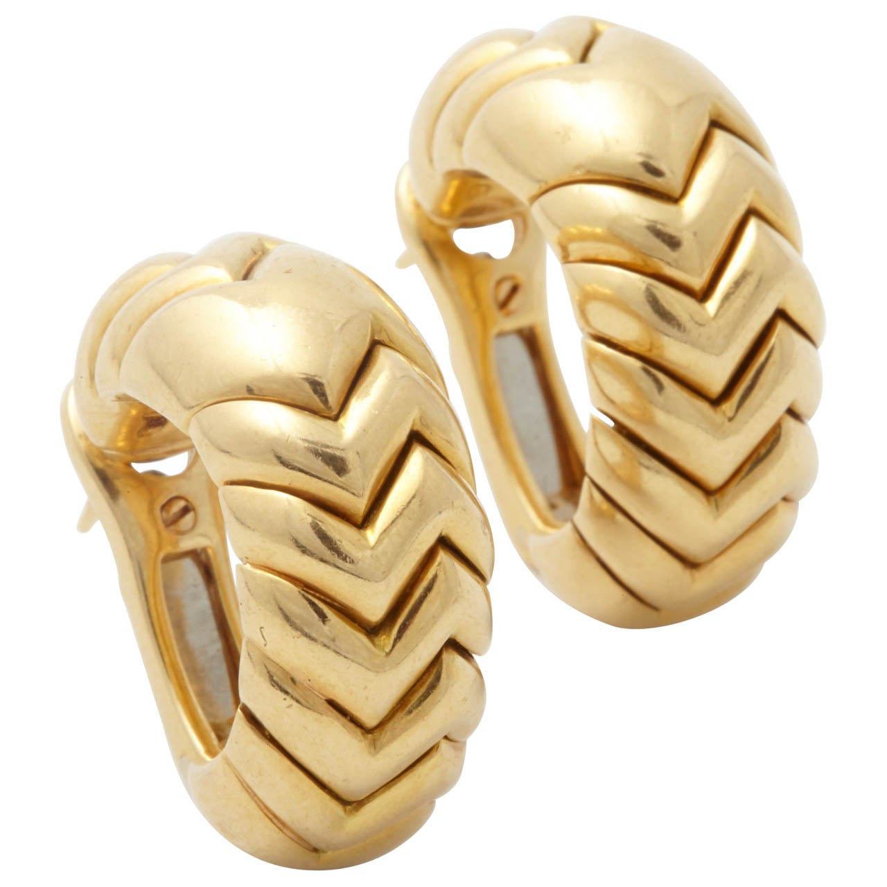 A Pair of Bulgari Gold Spiga Hoop Earrings For Sale