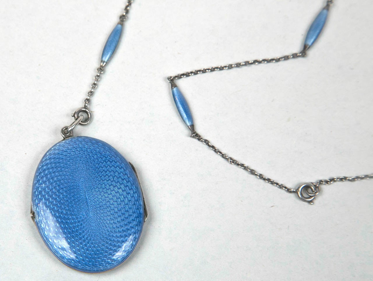 Circa 1915 Sterling and Guilloche Enamel Locket and Chain In Excellent Condition In St.amford, CT