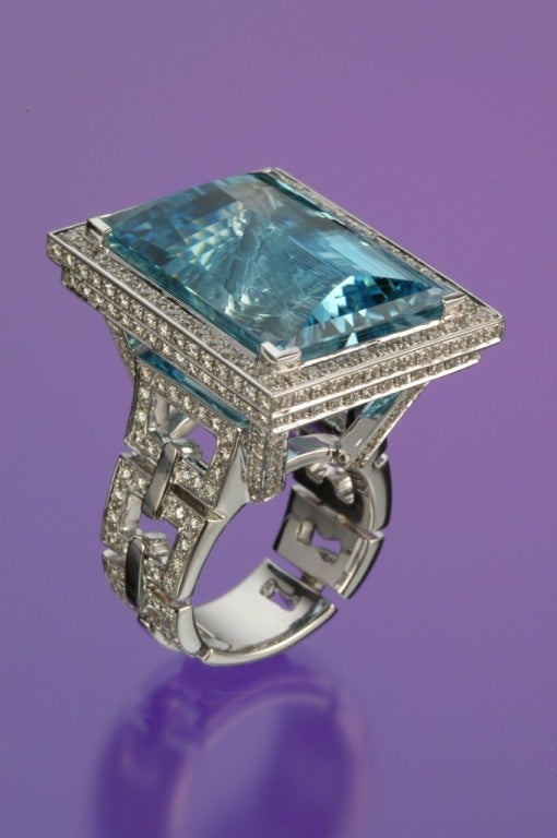 TAMIR Extraordinary Aquamarine and Diamond Ring. 1