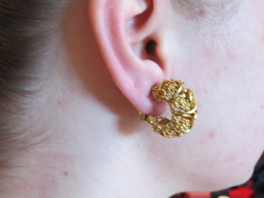 Women's 1970s Tiffany & Co Gold Hoop Earrings