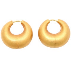Gold Cashew Earrings 8