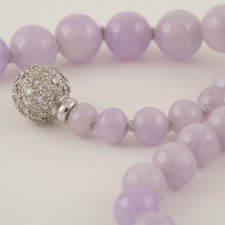 Natural Lavender Jade and Diamond Necklace In Excellent Condition In New York, NY