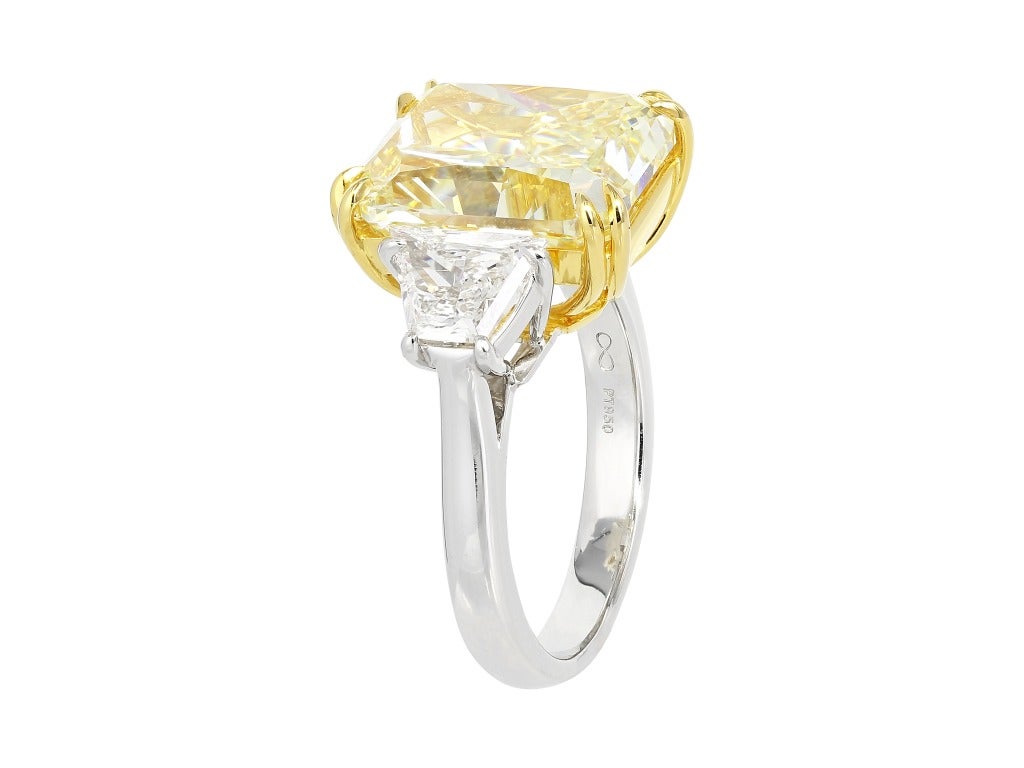 yellow stone diamond