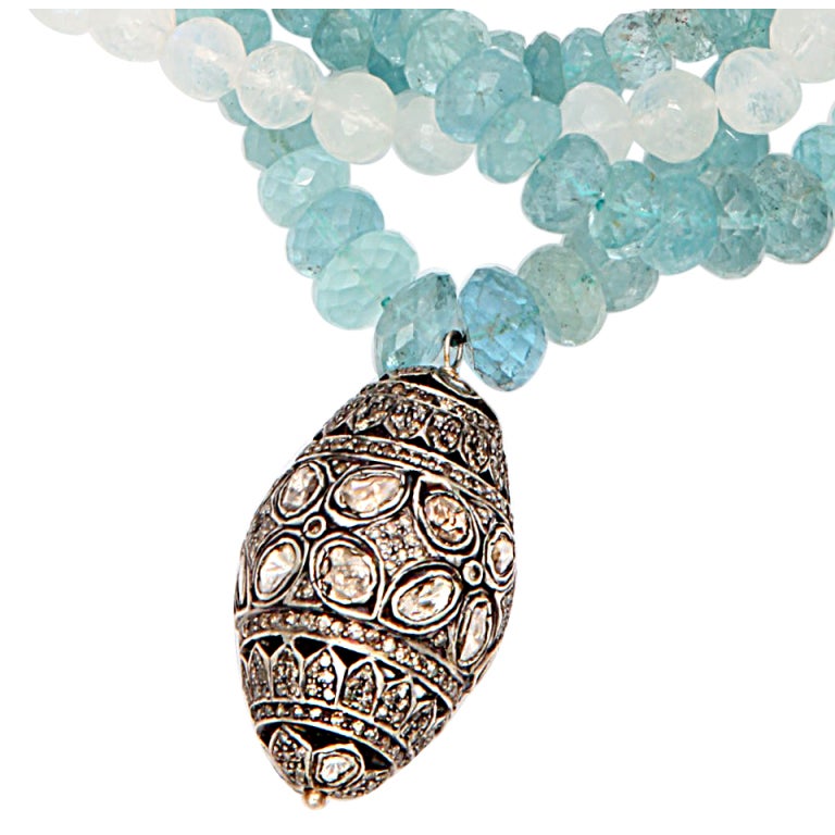 Aquamarine & Diamond Pendant Necklace For Sale