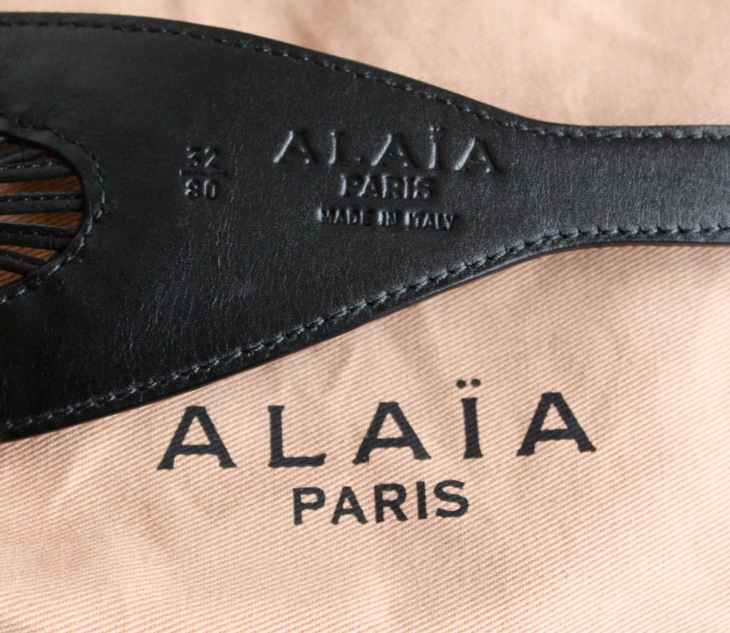 AZZEDINE ALAIA black lambskin belt with decorative lacing In Excellent Condition In San Fransisco, CA