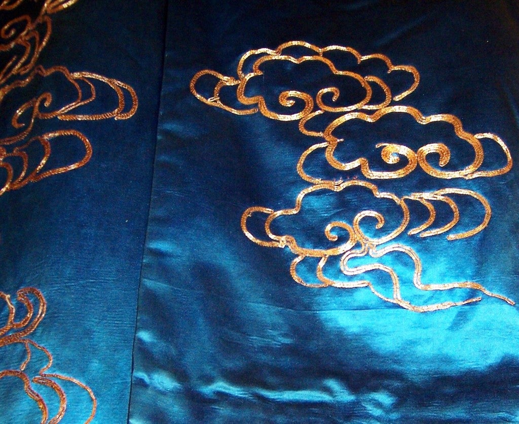 Early 20th Century Deep Turquoise Japanese Formal Kimono with Dragons For Sale 5