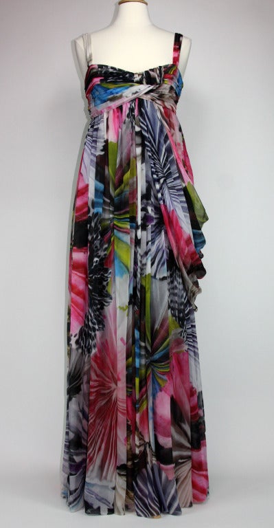 Matthew Williamson Printed Silk Gown

Size 12

100% Silk

Double layer, fully lined

New with tags