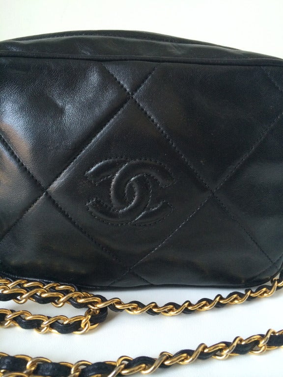 Vintage Chanel Quilted Camera Bag In Good Condition In Port Hope, ON
