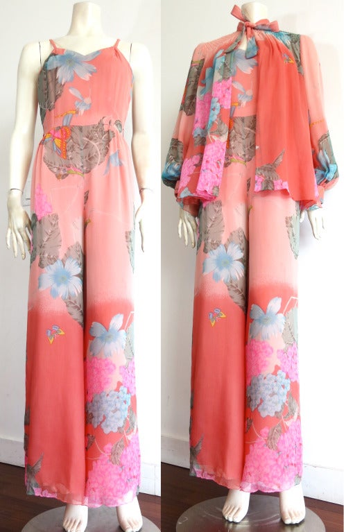 Exceptional HANAE MORI COUTURE pure silk jumpsuit & jacket set featuring detailed floral print.

This beautiful two piece set was designed by Hanae Mori during the 1970's to the early 1980's in Japan.

The jumpsuit and matching jacket are