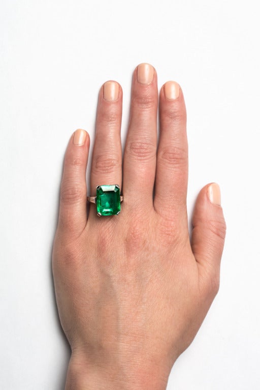 Twelve Carat Colombian Emerald Ring 1