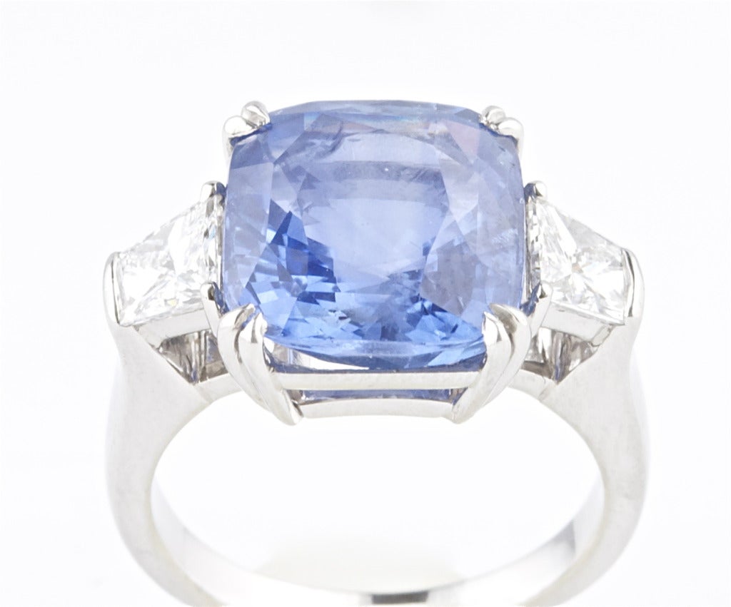 Sapphire Diamond Ring In Excellent Condition In Beverly Hills, CA