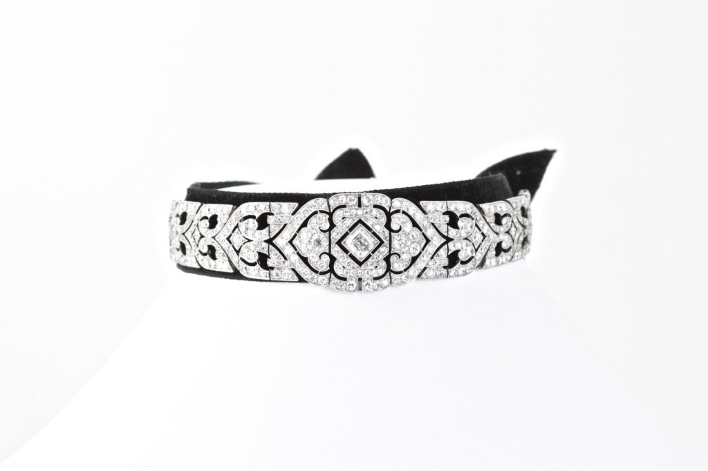The Age of the Vanderbilts Diamond Black Velvet Choker/Bracelet/Tiara For Sale 2