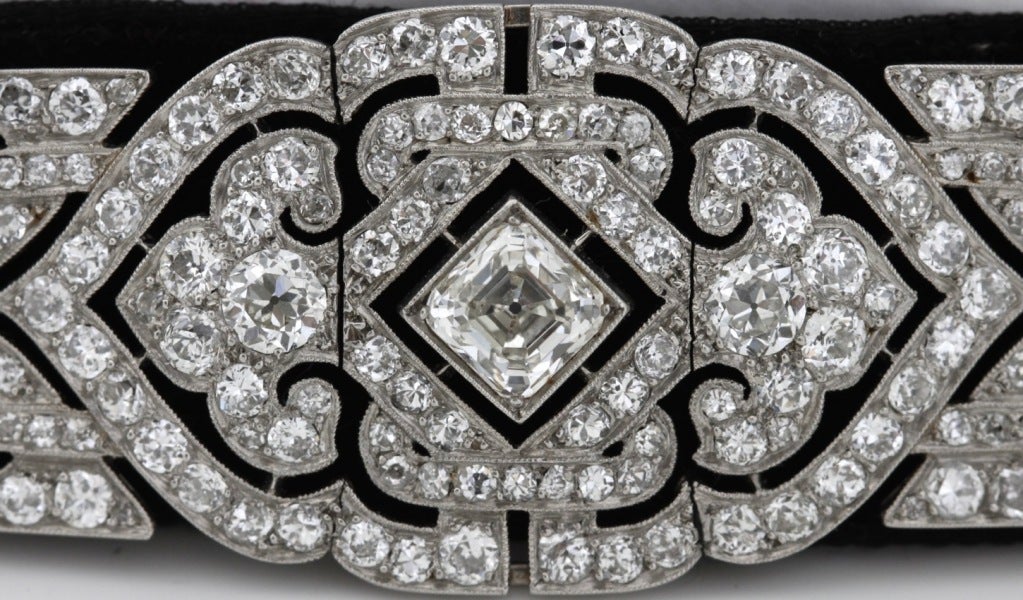 Women's The Age of the Vanderbilts Diamond Black Velvet Choker/Bracelet/Tiara For Sale