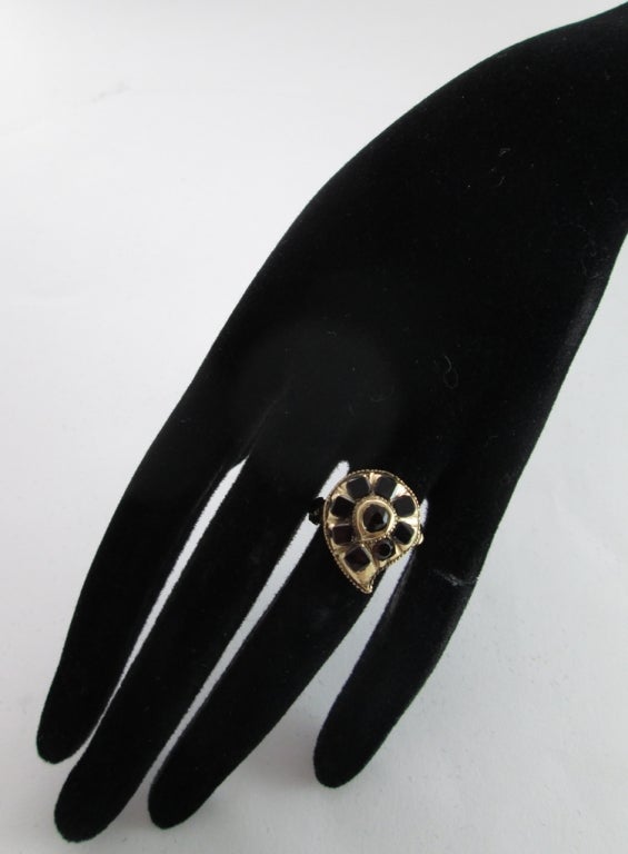 A Georgian gold, garnet cluster ring
