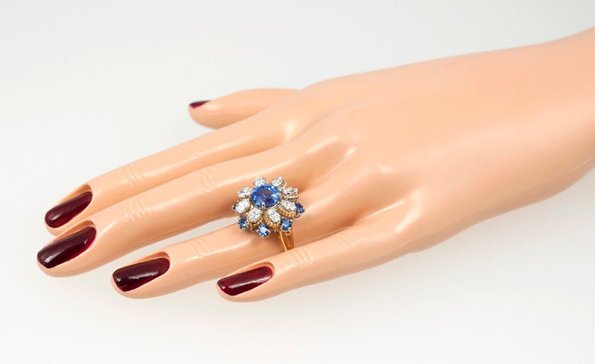 Oscar Heyman Sapphire and Diamond Ring In Good Condition For Sale In Los Angeles, CA