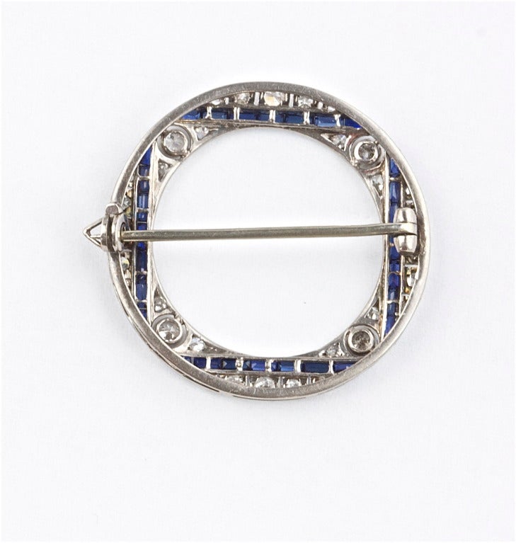 Art Deco Sapphire Diamond Circle Brooch In Excellent Condition In Beverly Hills, CA