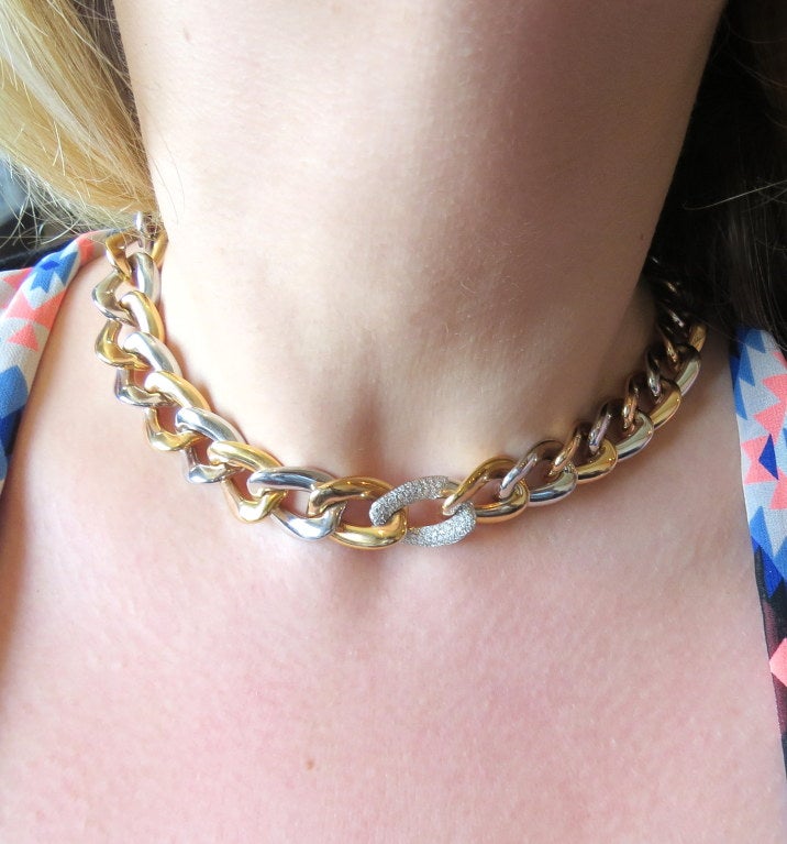 Modern Two Tone Diamond Gold Link Necklace In Excellent Condition In Lambertville, NJ