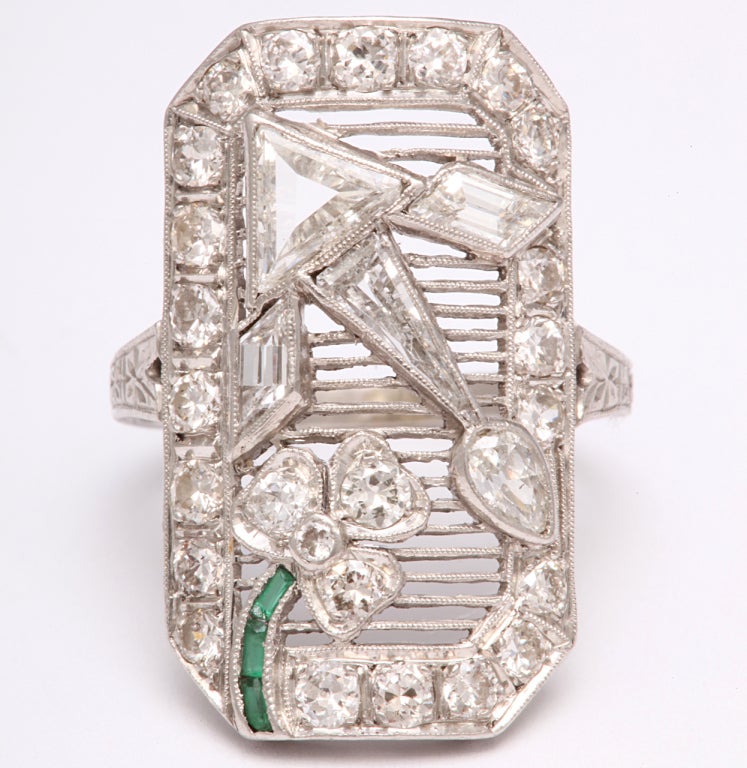 Art Deco Platinum and Kite Shape Diamond And Emerald Ring