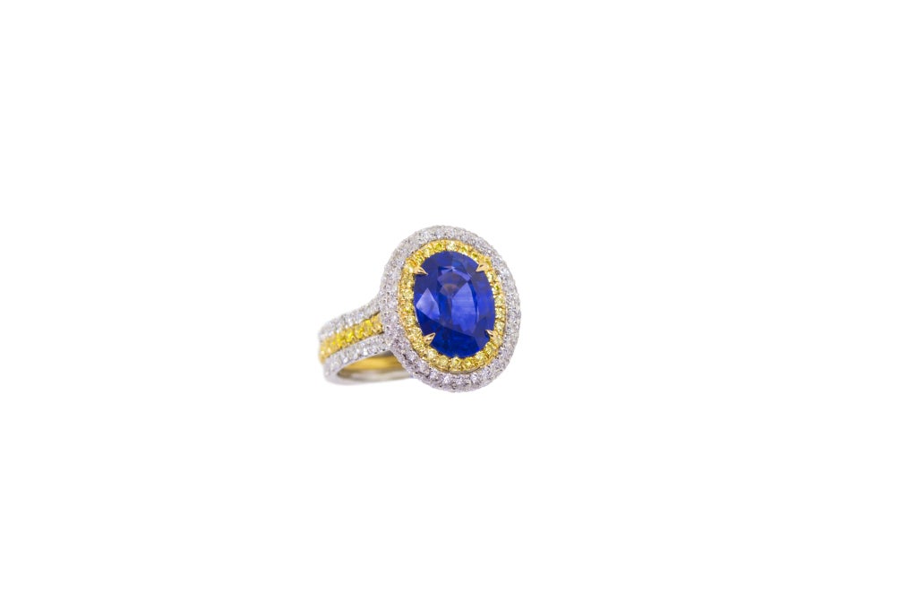 3 Carat Sapphire & Diamond Ring 2