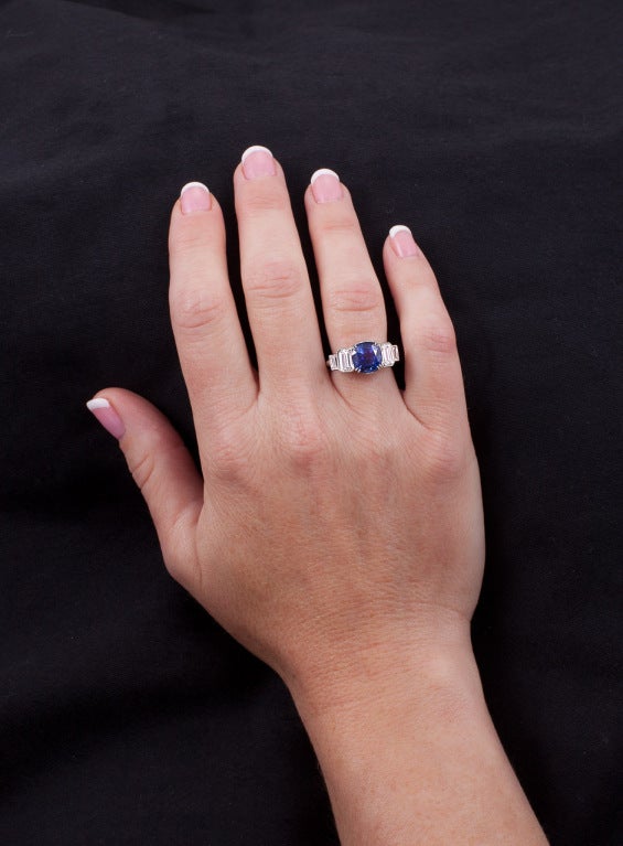 Women's GIA Certified 4.04 Carat Vivid Ceylon Sapphire Diamond Platinum Engagement Ring For Sale