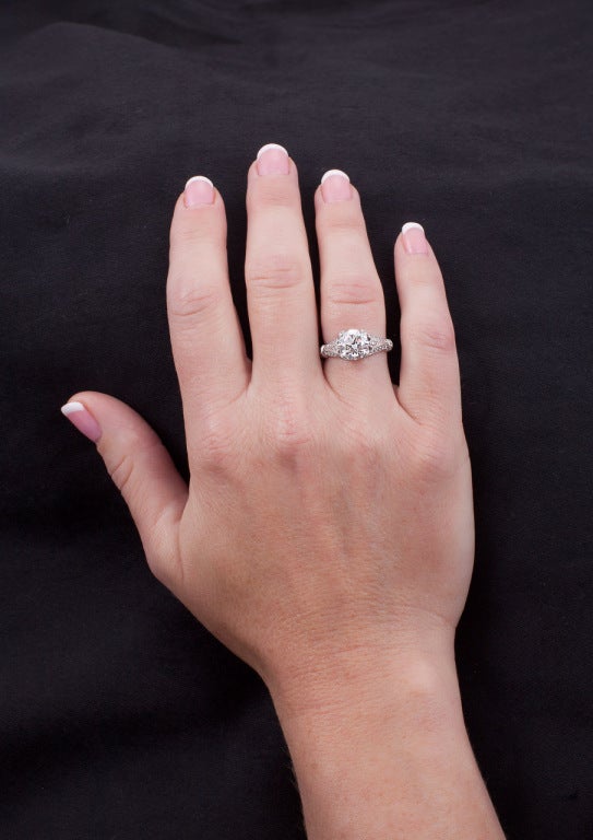 Contemporary EGL Certified 2.14 carat Diamond Platinum Engagement Ring For Sale