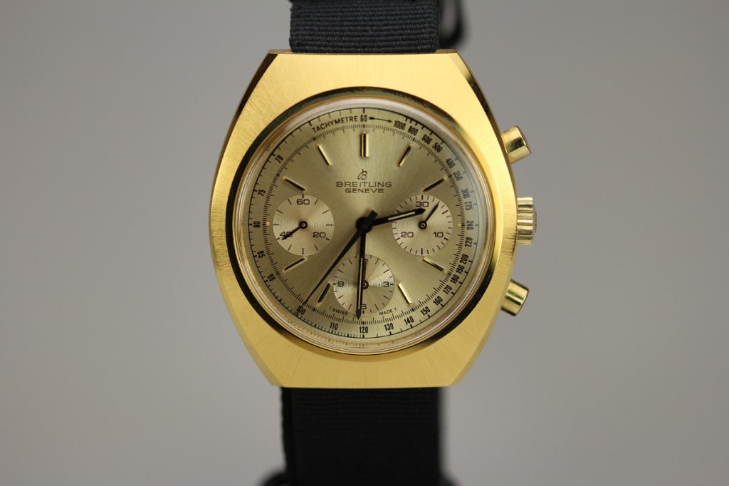 Breitling Yellow Gilt Long Playing Chronograph circa 1960s In Excellent Condition In Miami Beach, FL