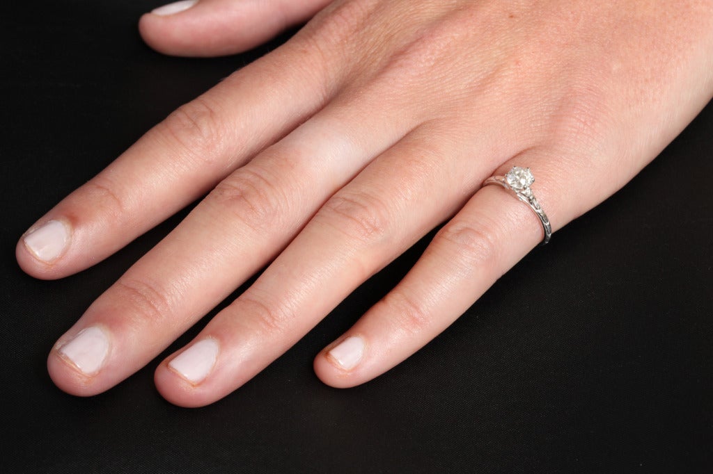 Delicate Lady Diamond Engagement Ring 2