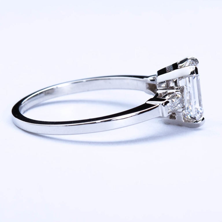Classic Emerald Cut Diamond Engagement Ring In Excellent Condition In Lakewood, NJ