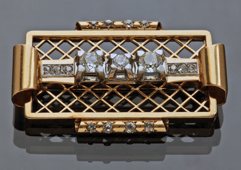 Jean DespréS Art Deco Diamond Gold Platinum Brooch In Good Condition In London, GB