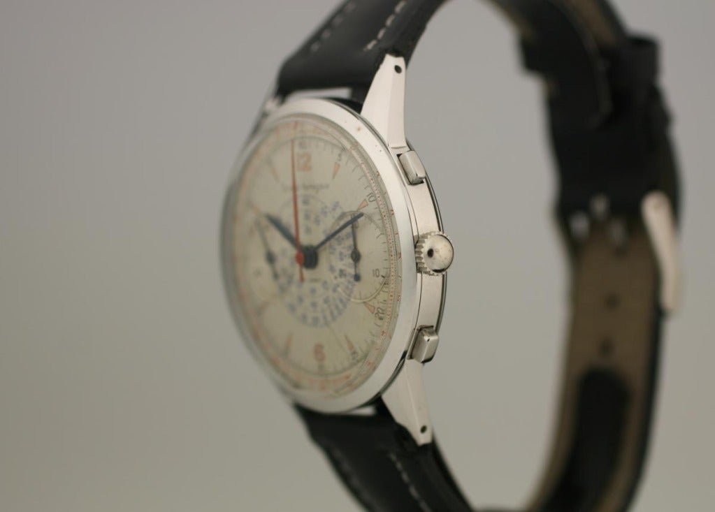 Girard-Perregaux over-sized chronograph with aged original dial, manual wind movement, and case in nice condition for it's age.
