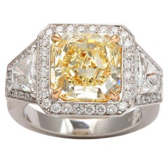 Fancy Yellow Radiant Cut Diamond Ring 4