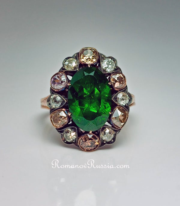 Antique Russian 5 Carat Demantoid Fancy Colored Diamond  Ring In Excellent Condition In Chicago, IL
