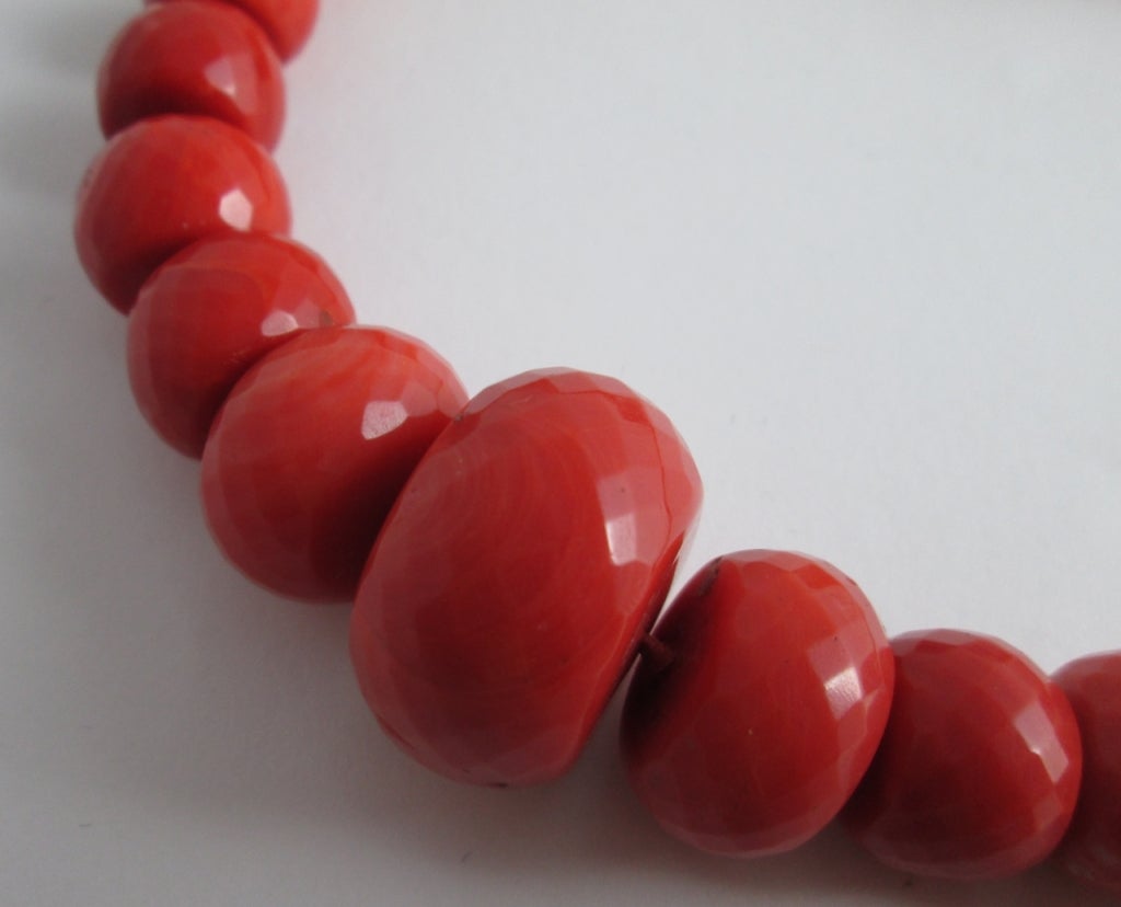 Women's An Antique Coral Necklace