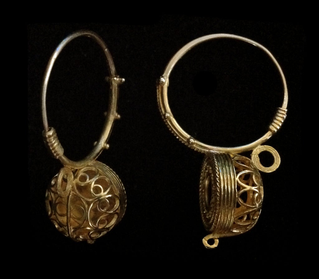 basket earrings design