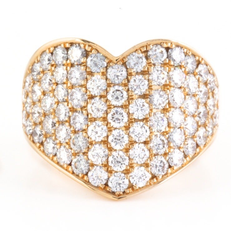 Contemporary CHOPARD Diamond Yellow Gold Heart Ring