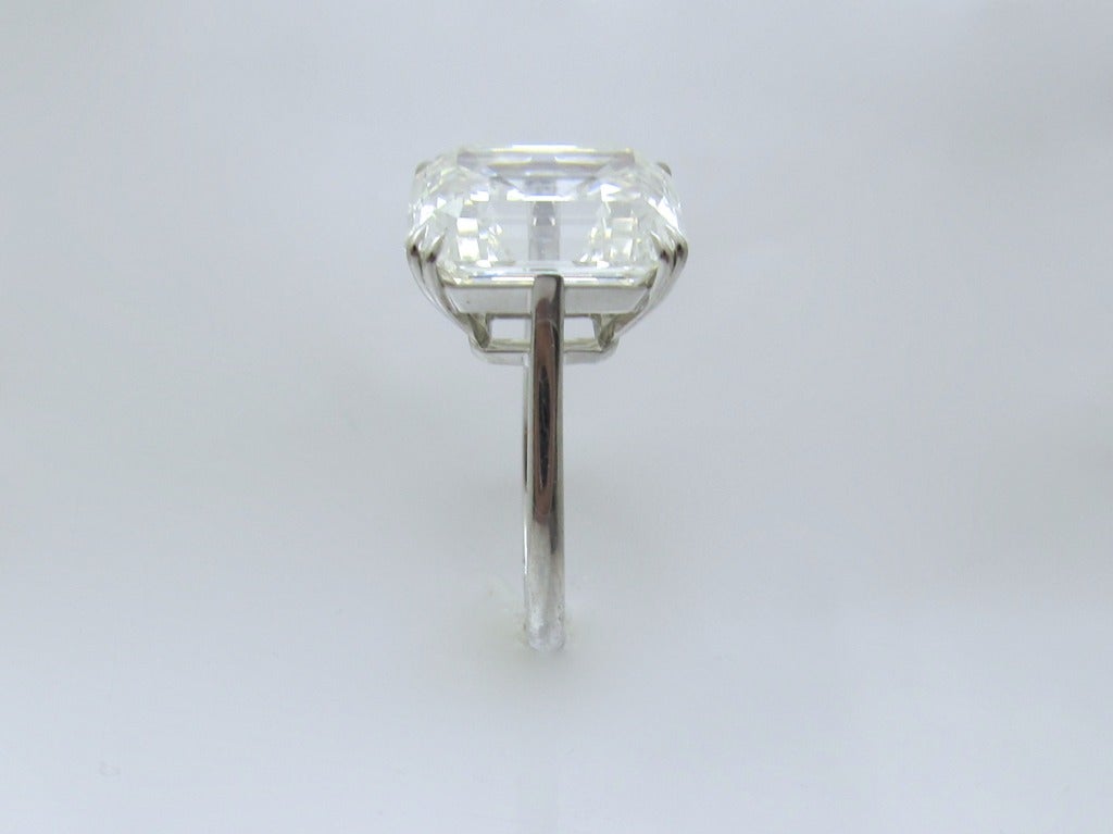 Women's Stunning! 10.63 carats GIA Emerald Shape Diamond Ring