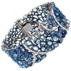 Superb Graded Blue Sapphire, Diamond
18K bracelet Superb Graded Blue Sapphire, Diamond
18K bracelet