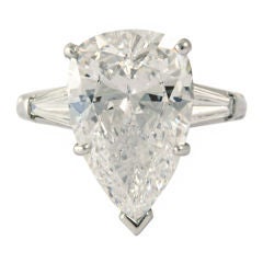 A Magnificent 4, 40 carats Pear Shape Diamond