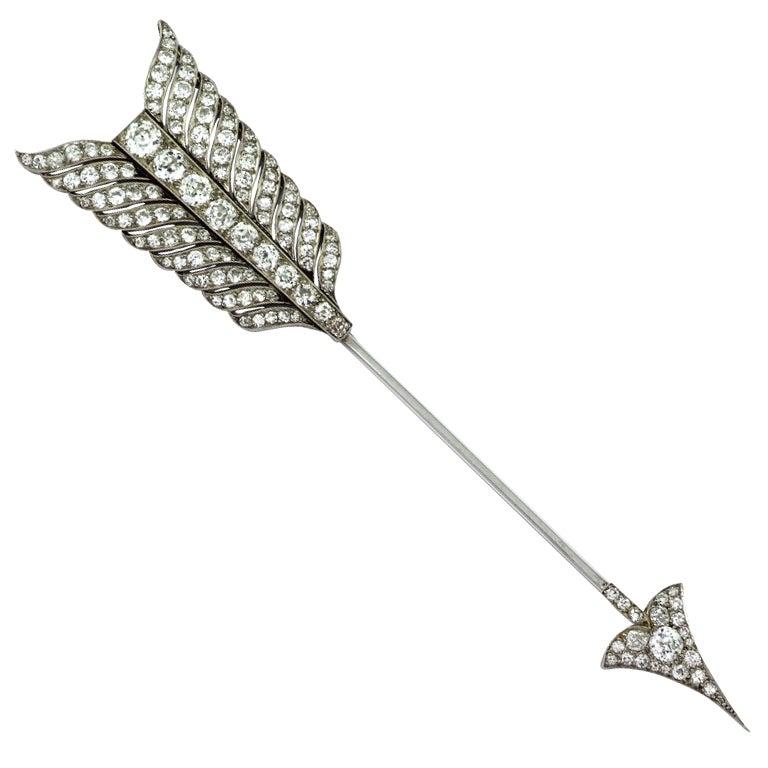 VAN CLEEF & ARPELS.  A diamond-set jabot pin. For Sale