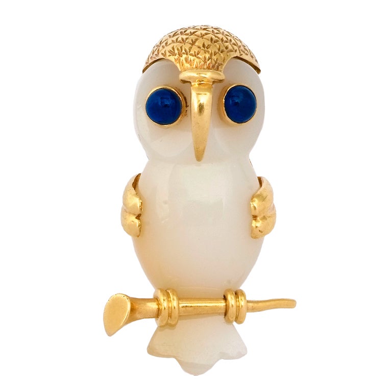 CARTIER. An Agate And Sapphire Owl Brooch. For Sale
