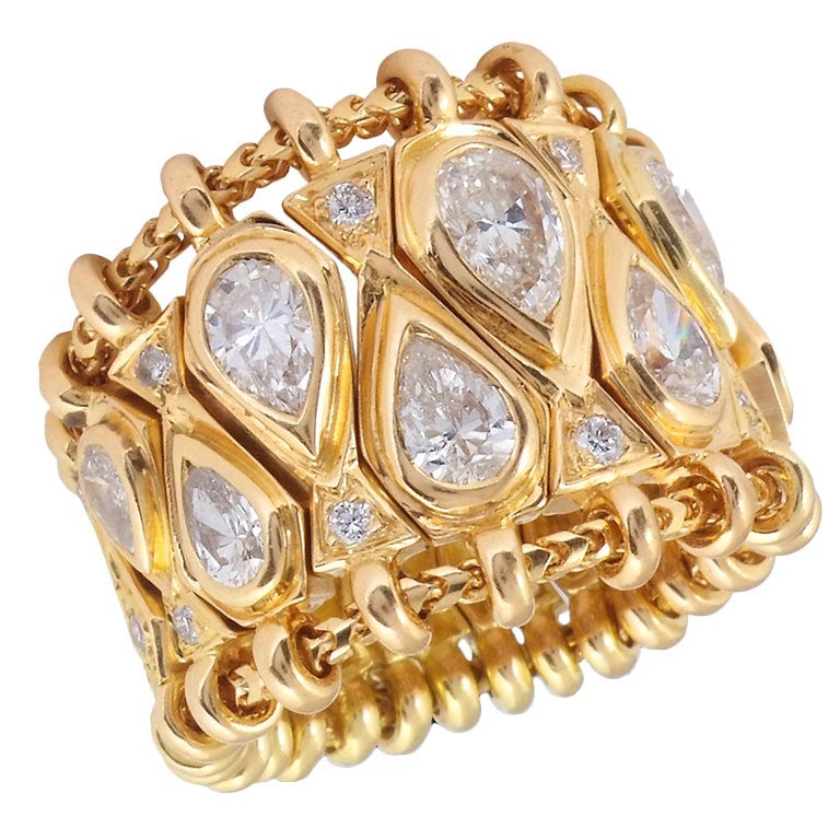 RENE BOIVIN. An Articulated Diamond 'Passementerie' Ring. For Sale
