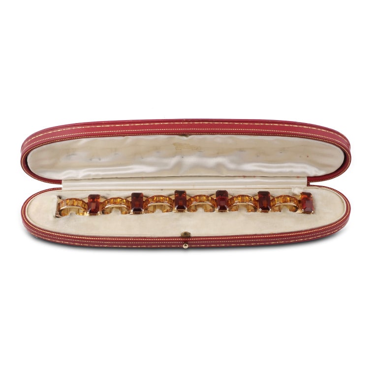 CARTIER. Bracciale retrò in oro giallo e citrino.