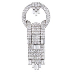 An Art Deco Diamond Brooch/Pendant.