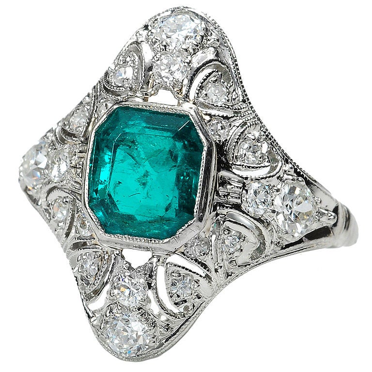 Art Deco Emerald Diamond Ring For Sale at 1stDibs