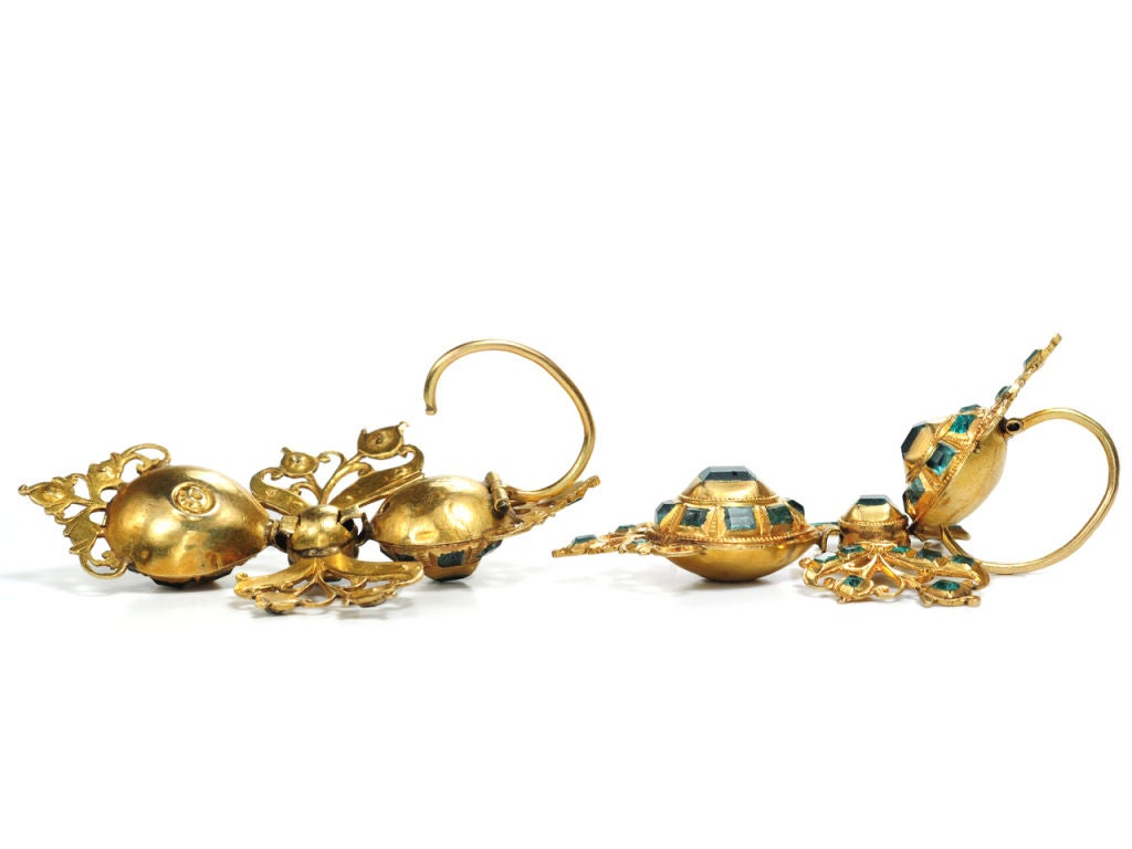 Very Scarce: Antique Emerald Earrings of the Iberian Peninsula 2
