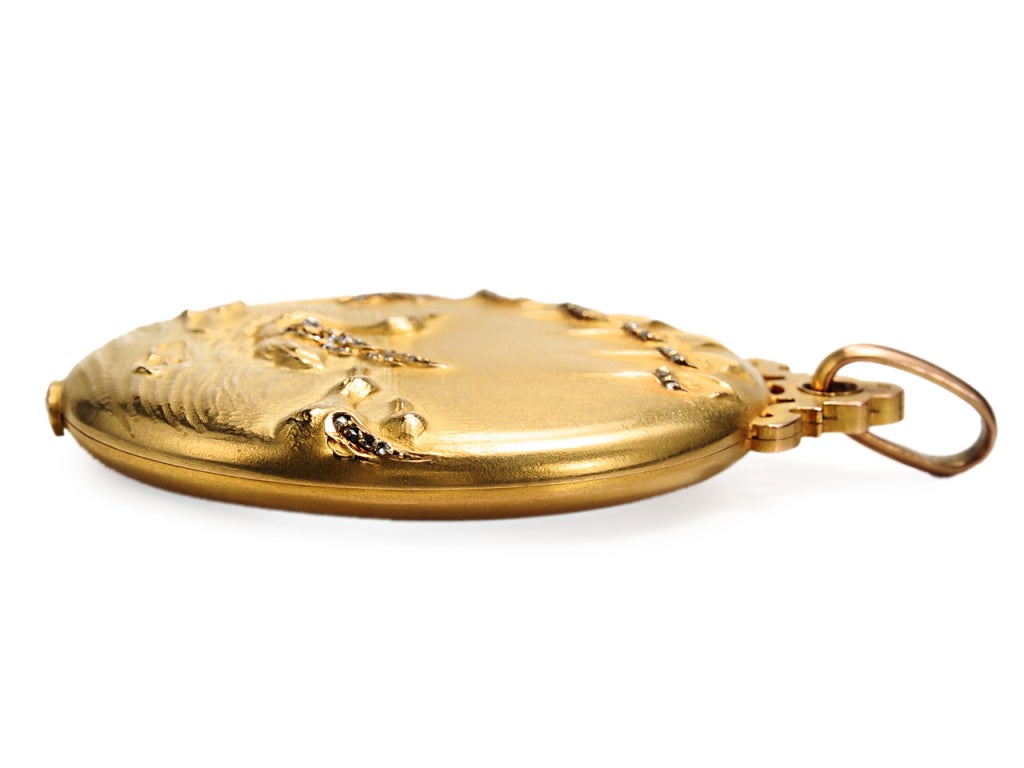 Poetic French Art Nouveau Slide Locket For Sale 2