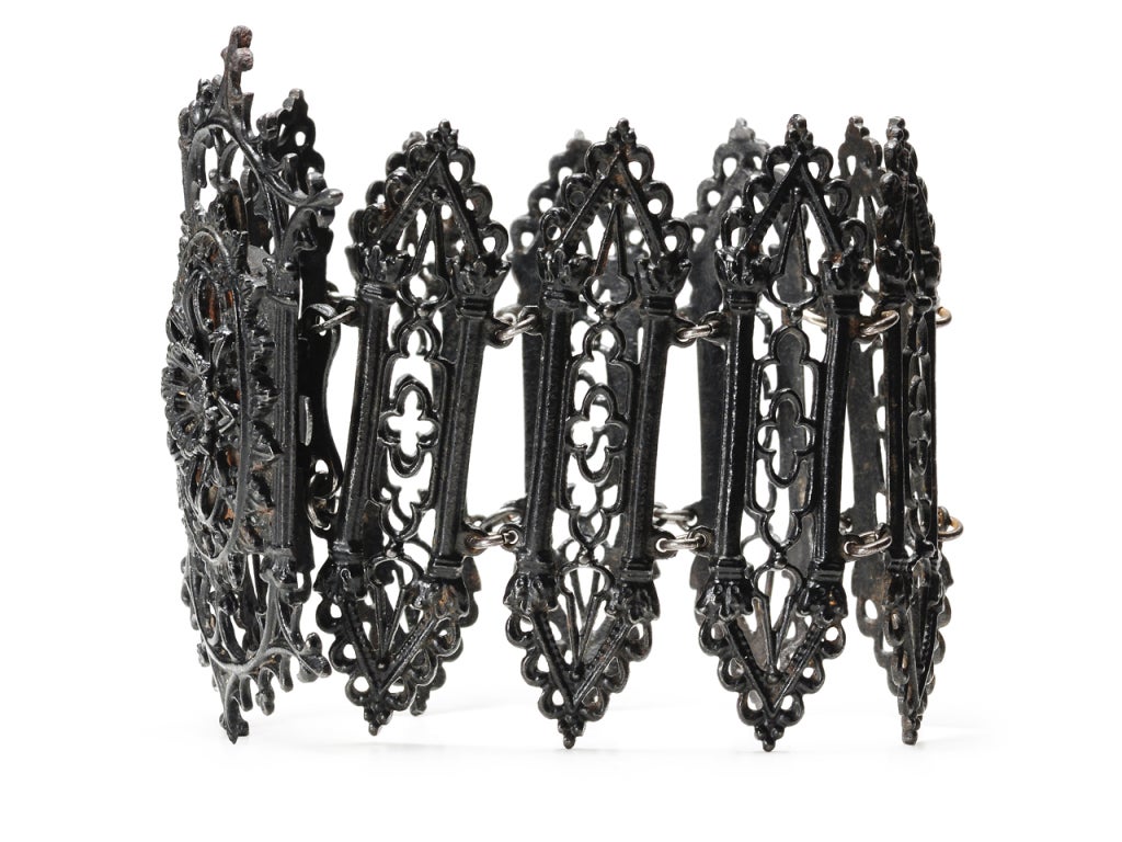 Rare and highly prized, Berlin iron jewelry was initially fabricated in the last years of the 18th and early ones of the 19th century. To boost the reserves and support the war of liberation against Napoleon, Prussian citizens were asked to donate