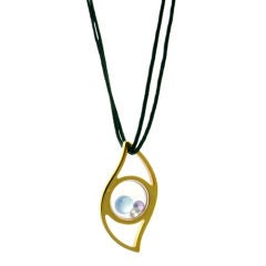 Floating eye pendant gold plated