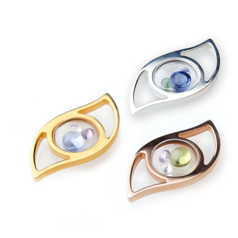 Floating eye pendant Silver