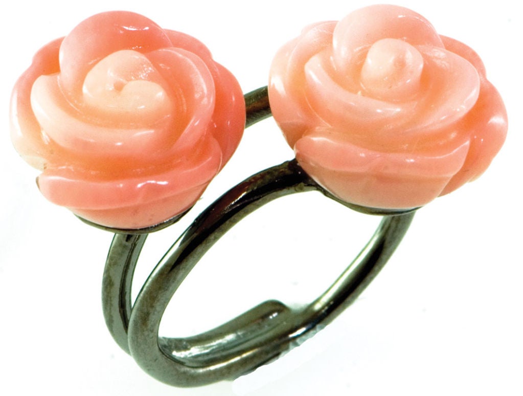 Snake Ring with two coral roses gold plated
